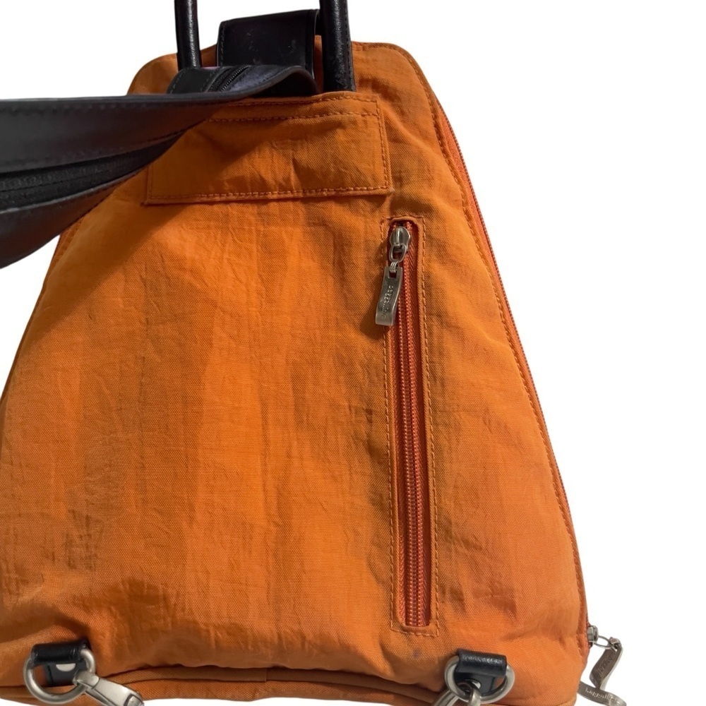 VTG Baggallini Metro Convertible Backpack Nylon Rust Orange Red - Picture 3 of 12
